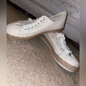 Madden girl sneakers